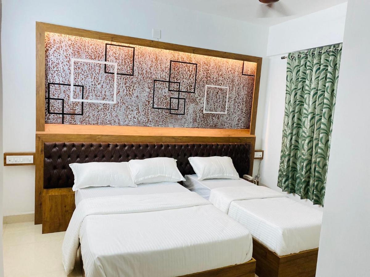 B Six Hotel バンガロール エクステリア 写真