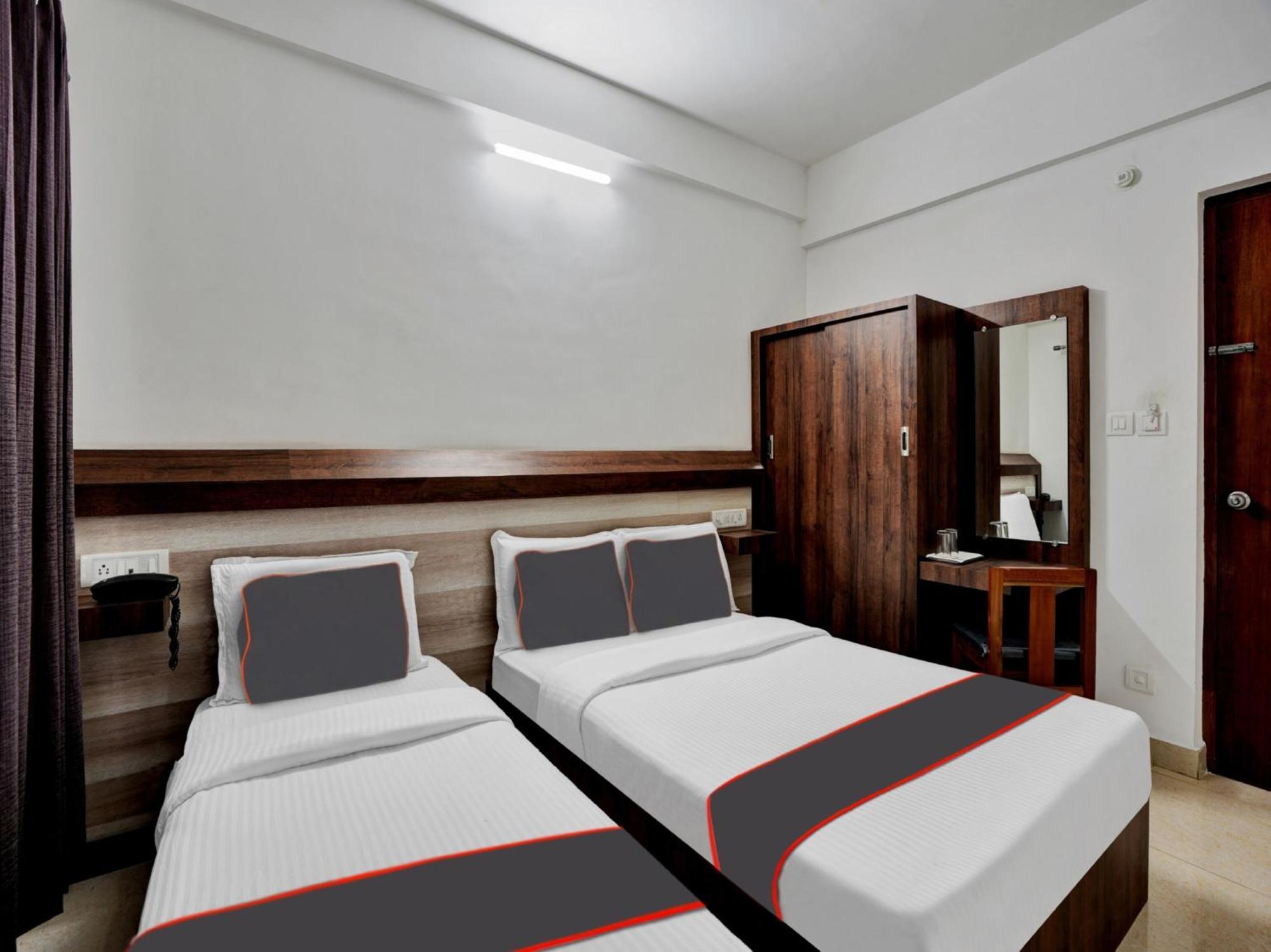 B Six Hotel バンガロール エクステリア 写真