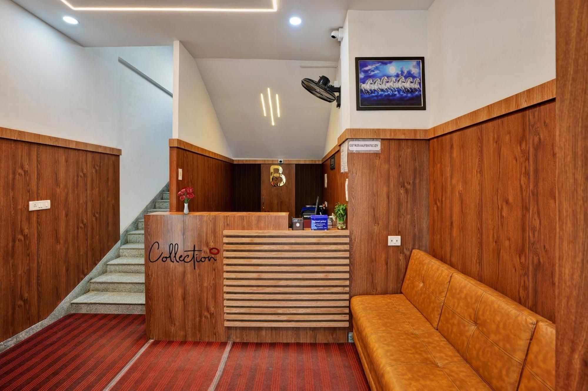 B Six Hotel バンガロール エクステリア 写真