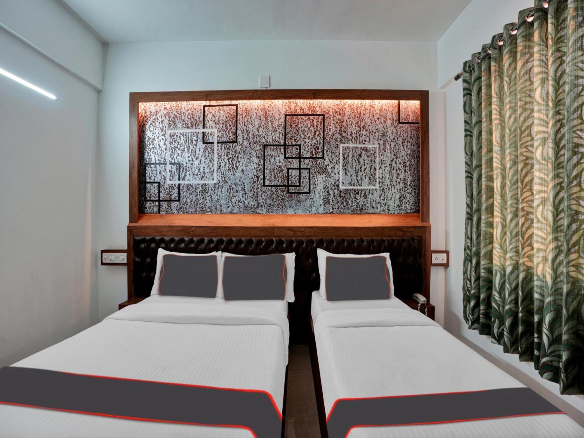 B Six Hotel バンガロール エクステリア 写真